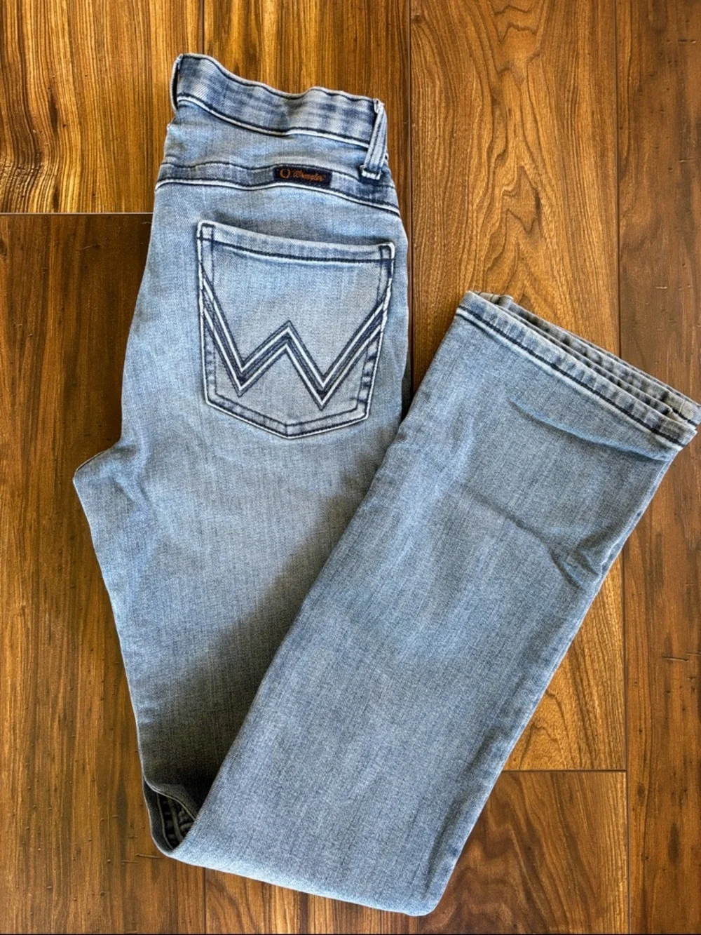 Wrangler Women’s Willow Ultimate Riding Jean Light Blue Boot Cut Jeans - Picture 1 of 7
